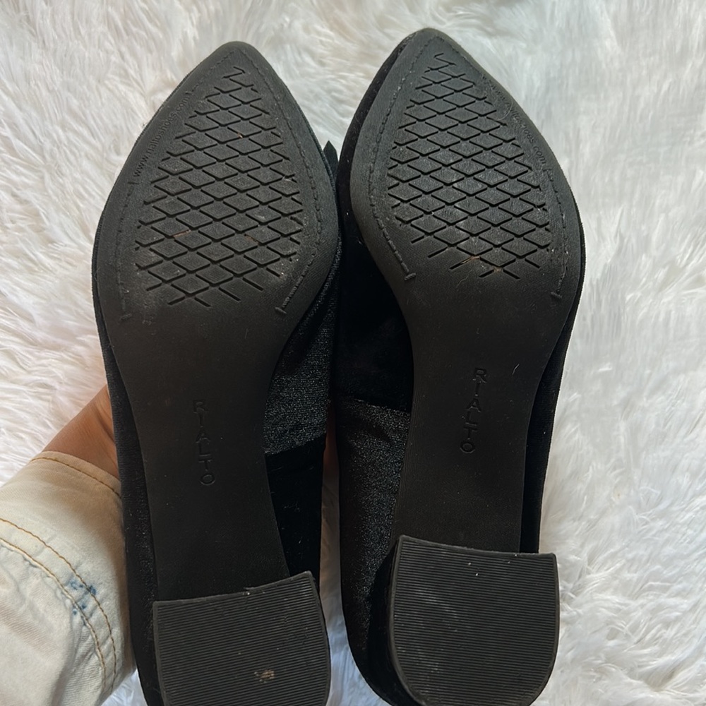 Rialto black velvet heels - Picture 7 of 8